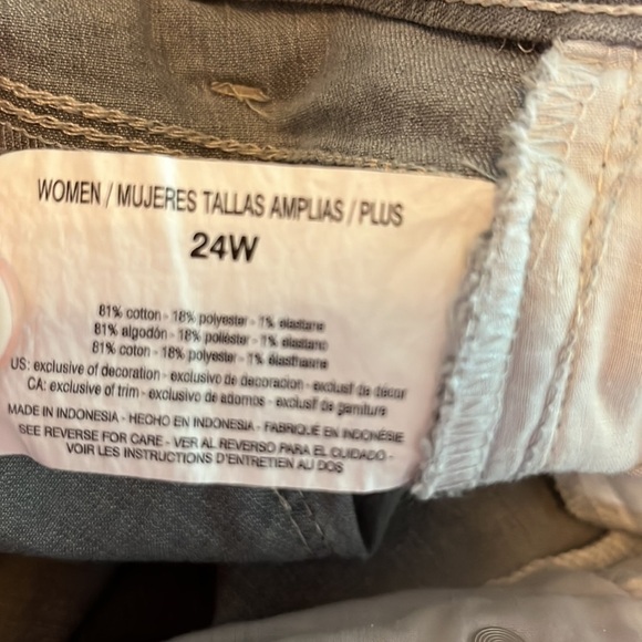 Gloria Vanderbilt Stefania Womens Plus Sz 24W Gray Crop Jeans Embellished Pocket - Picture 6 of 8